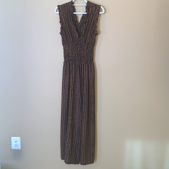 Max Studio Animal Print V-Neck Smocked Waist Wide Leg Jumpsuit Jumper - Picture 4 of 12